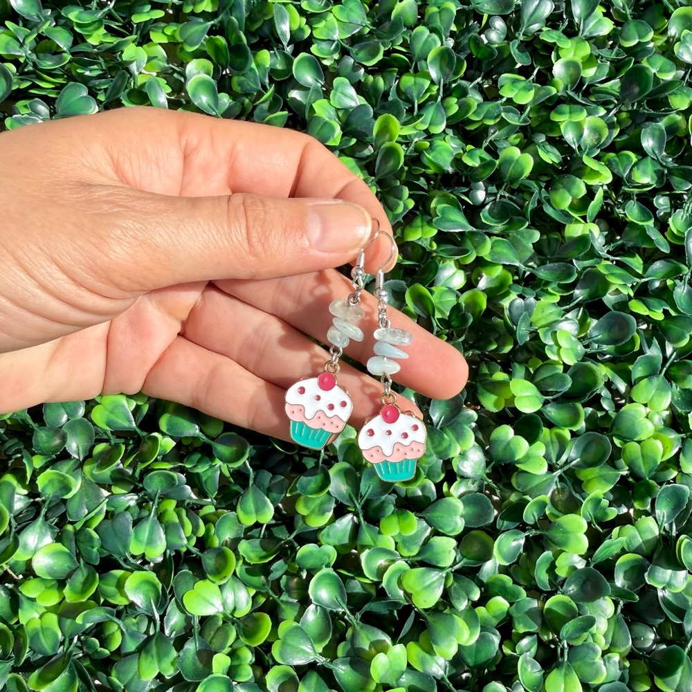 Aquamarine earrings || Cupcake charms - Picture 2 of 3